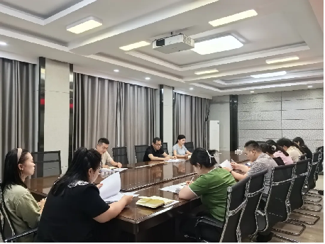 正阳县检察院召开信息调研宣传专班组稿会